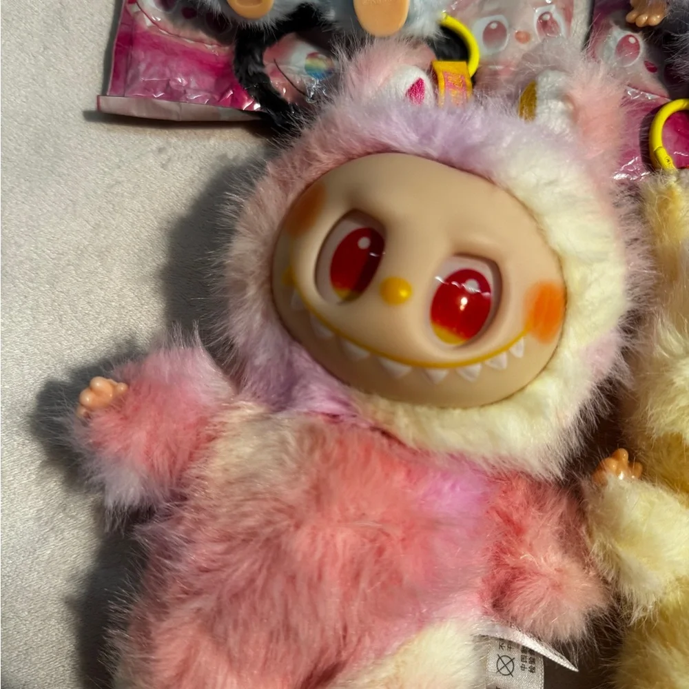 Colorful Plush Monster Keychains (Lafufu) - Picture 4 of 7